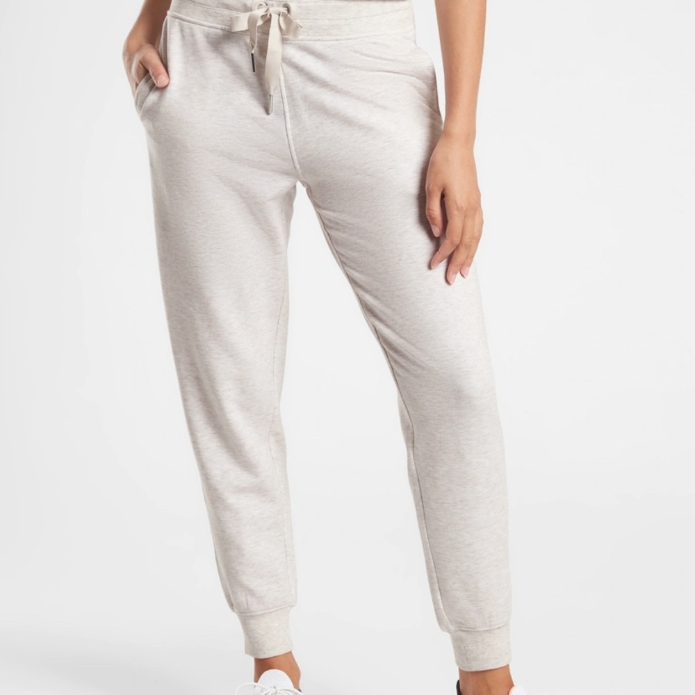 Athleta Balance Jogger. Size M.